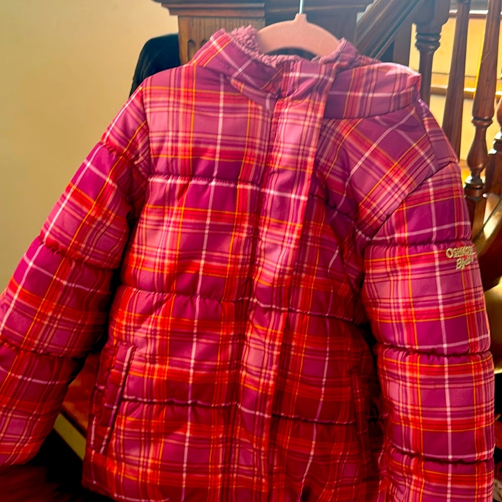 Oshkosh b’gosh Kids winter coat. Size M 5/6